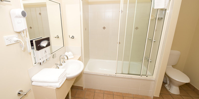 Refurbished Bathroom - Park Regis Anchorage