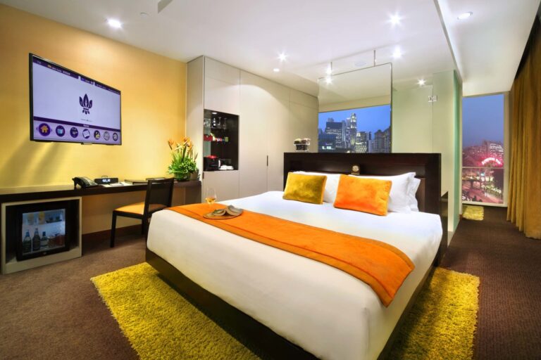 STAY 3 NIGHTS & SAVE 18%